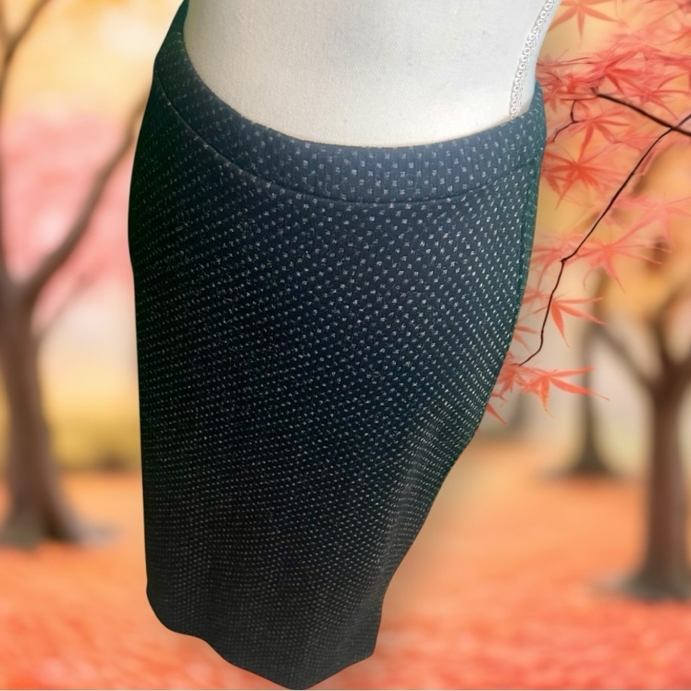 Free People ‘Ludlow’ Black & Gray Dot Knit Pencil Skirt Size Medium - Picture 14 of 15